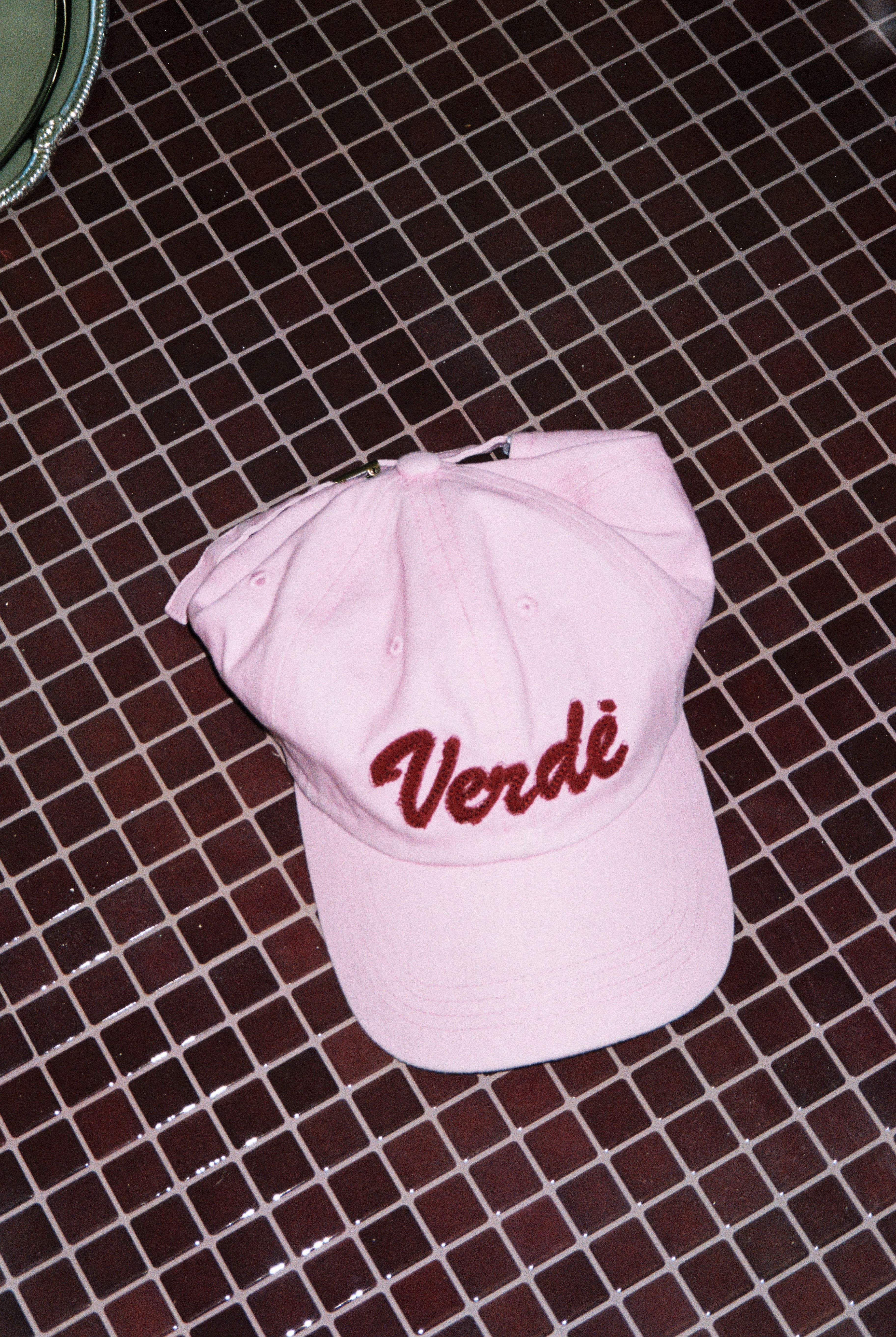 MARKET CAP | BABY PINK