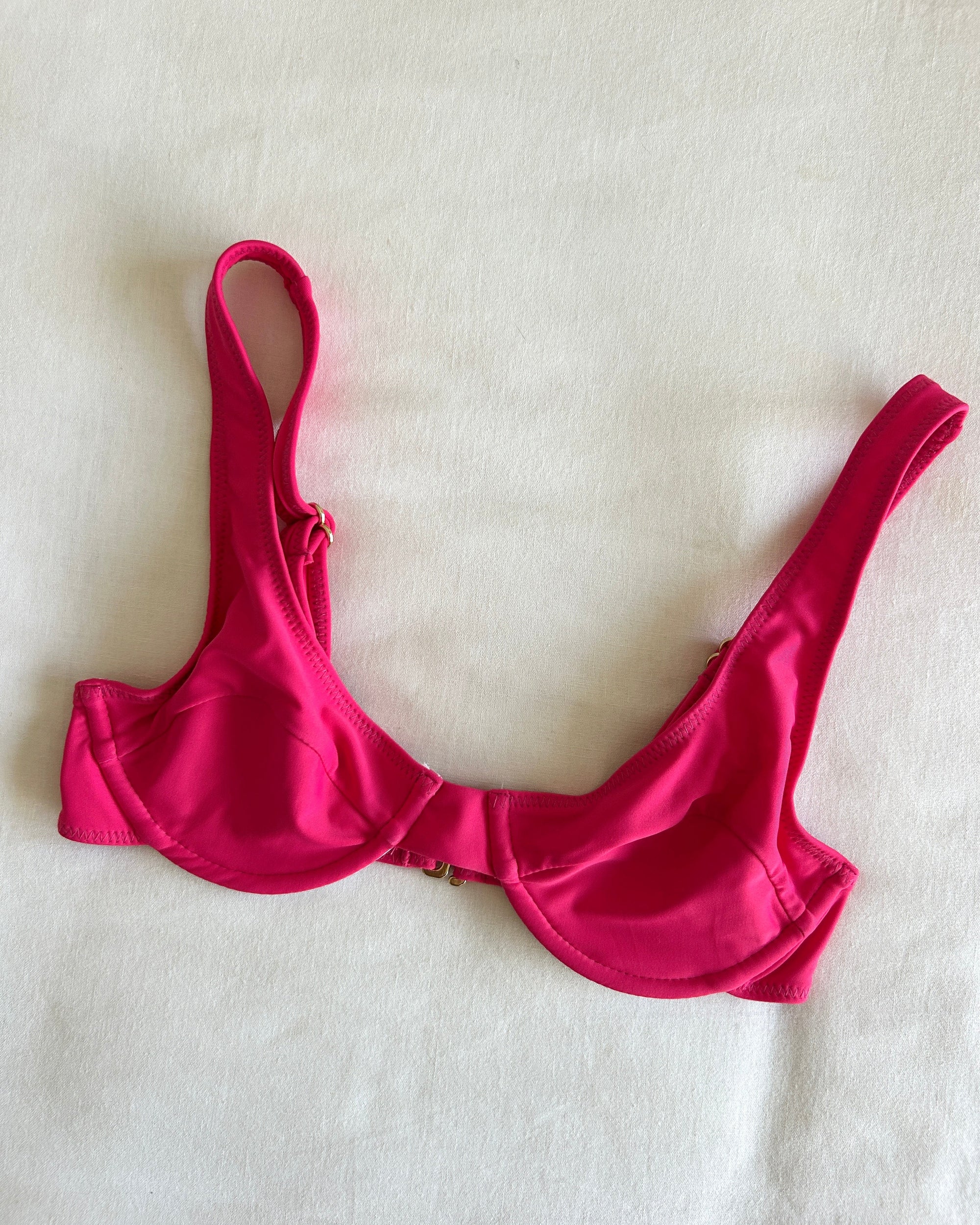 RASPBERRY BALCONETTE TOP | SIZE X SMALL